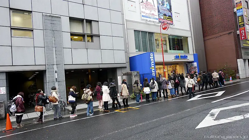 Women queuing outside Animate, Akihabara