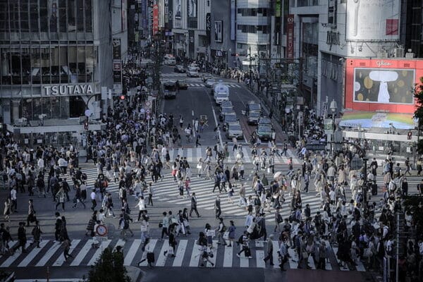 Work Hours in Japan: The Dedicated Working Culture in Japanese Society