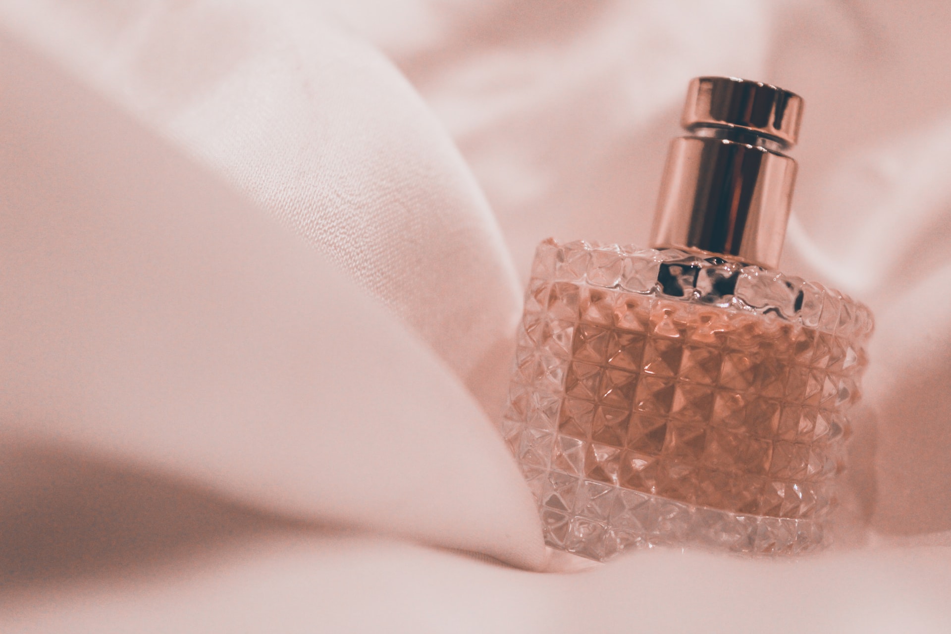 Top Japanese Perfume Brands - Japan Yugen